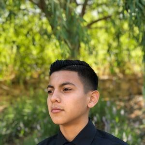 Meet your Posher, Elijah